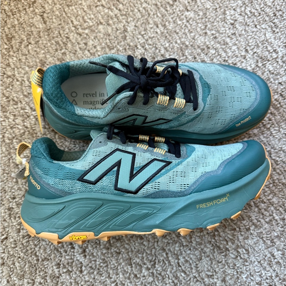New Balance Fresh Foam X Hierro v9 Teal and Gold Trail Sneakers Mens 9.5